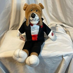 Chantilly Lane Musicals - Bulldog Plush Sings "Almost Like Being In Love"